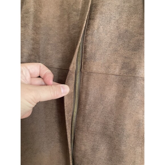 Chico’s Edgy Faux Leather Vest Topper LARGE Java Brown Versatile Sophisticated - Picture 7 of 9